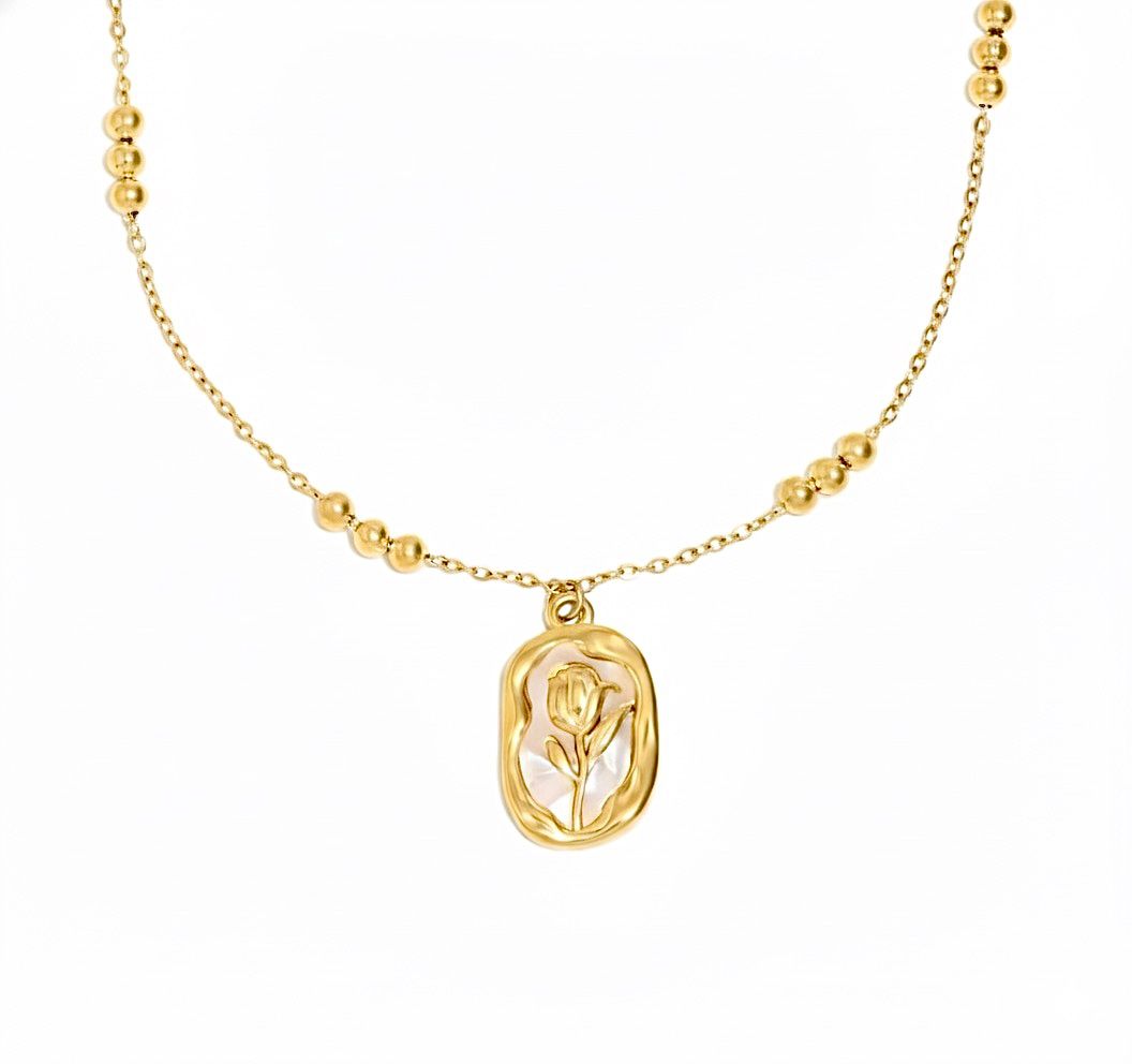Bella Rose Necklace